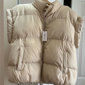 Ellison Cream Puffer Vest Large NEW